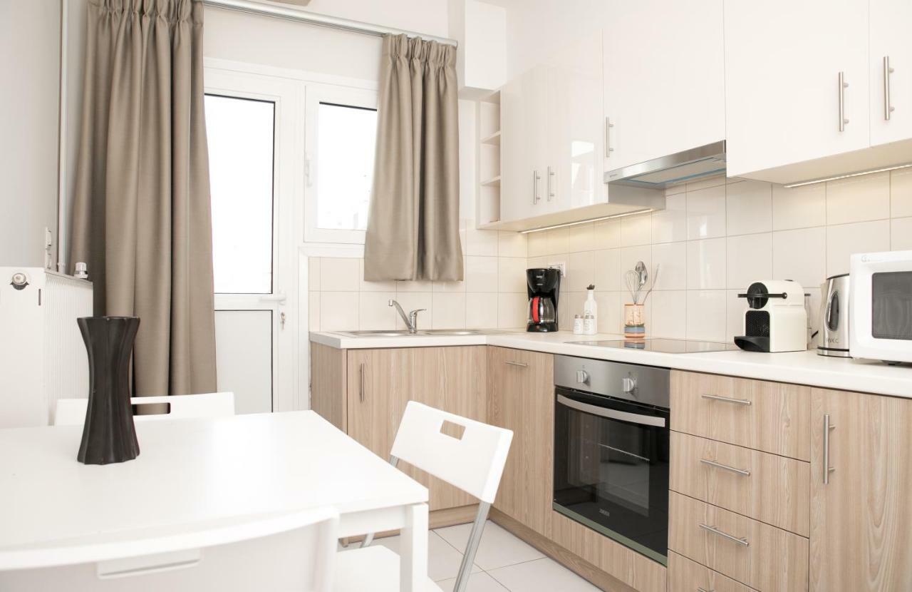 Metro Fix Cosy Apartment Atenas Exterior foto